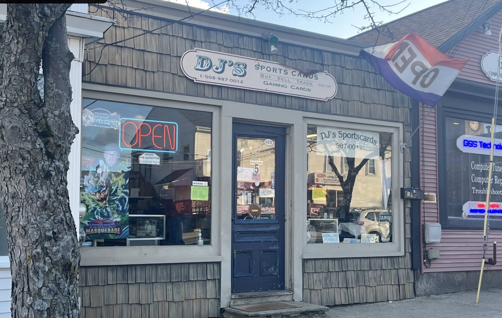 D J’s Sports Cards